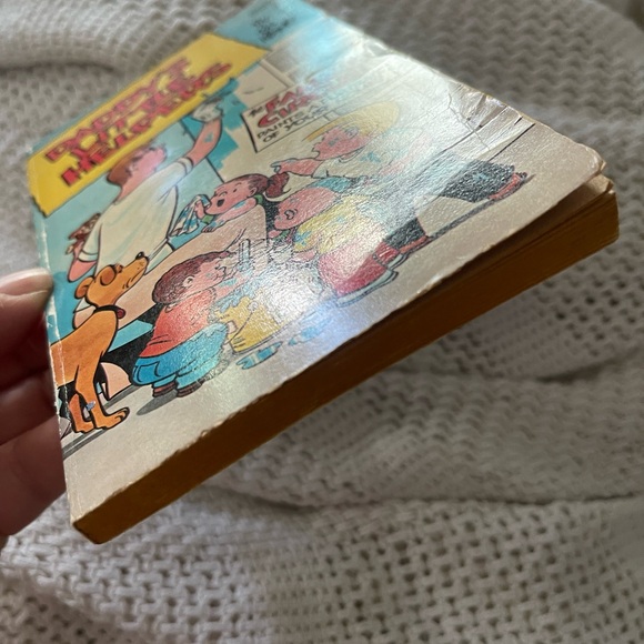 DADDY'S LITTLE HELPERS Bill Keane 1976, 1977 The Register & TribuneSyndicate - Picture 10 of 10